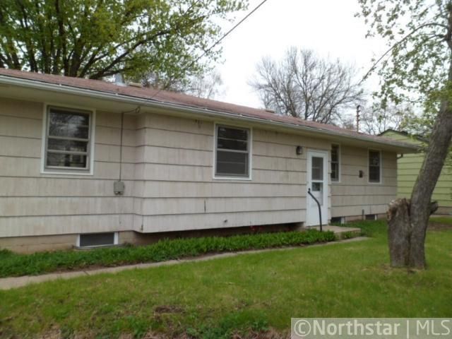 524 Idaho Ave E, Saint Paul, MN 55130