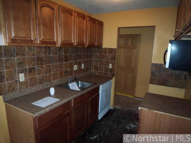 12968 Nicollet Ave, Burnsville, MN 55337