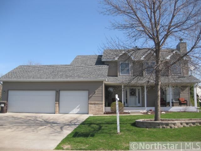 1033 Stein Dr, Waconia, MN 55387