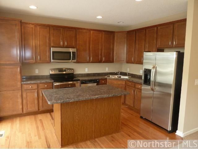 8395 Norwood Ln, Osseo, MN 55369