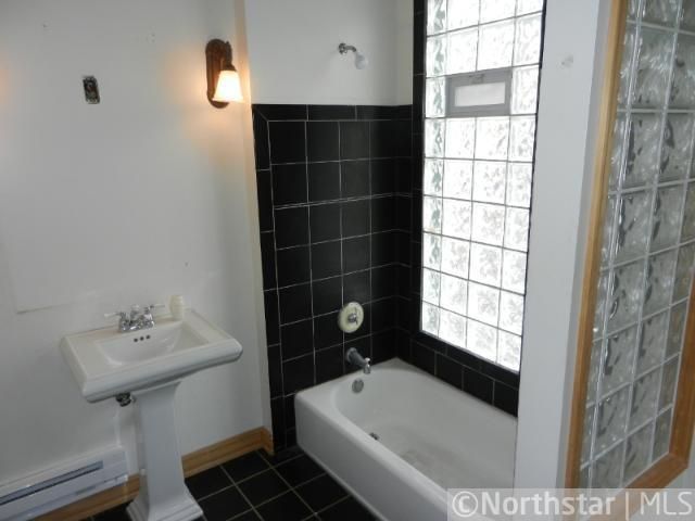2706-2708 22nd St E, Minneapolis, MN 55406