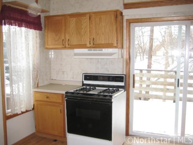 953 20th Ave NE, Minneapolis, MN 55418