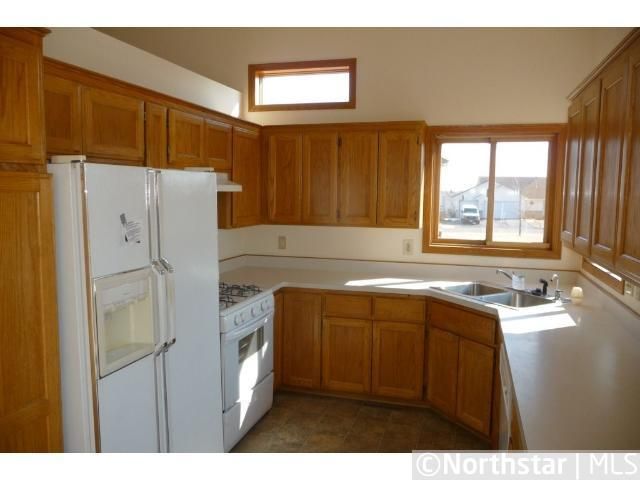 461 Dogwood Ct NW, Saint Michael, MN 55376
