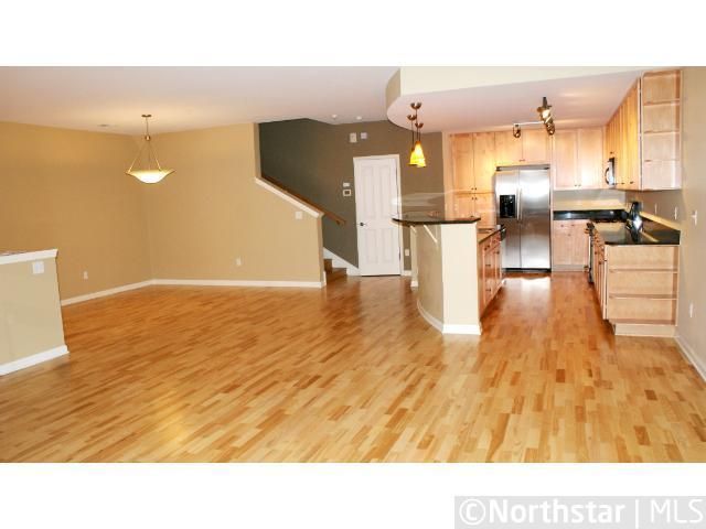 535 10th St S, Minneapolis, MN 55404