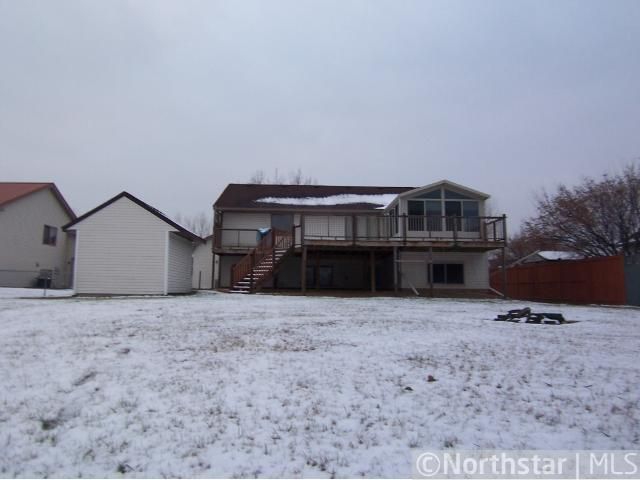 7182 39th St N, Oakdale, MN 55128