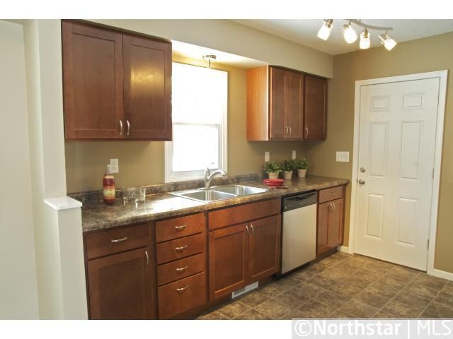 3225 64th Ave N, Brooklyn Center, MN 55429