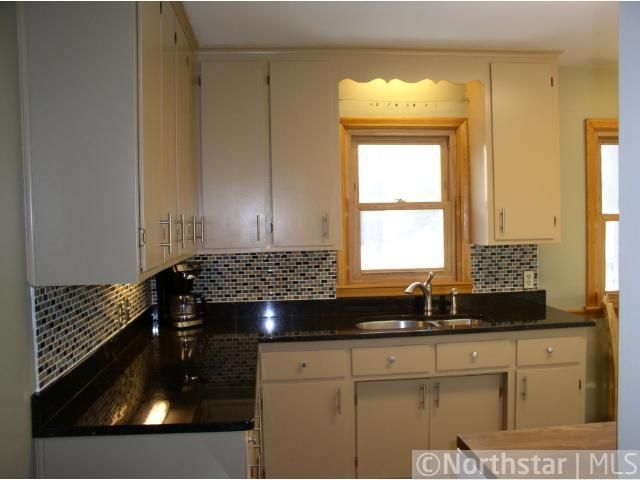 7325 Pleasant View Dr, Mounds View, MN 55112
