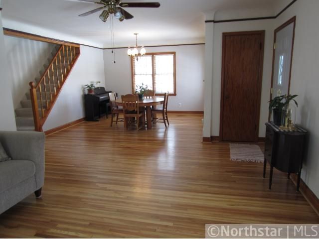 1634 Margaret St, Saint Paul, MN 55106