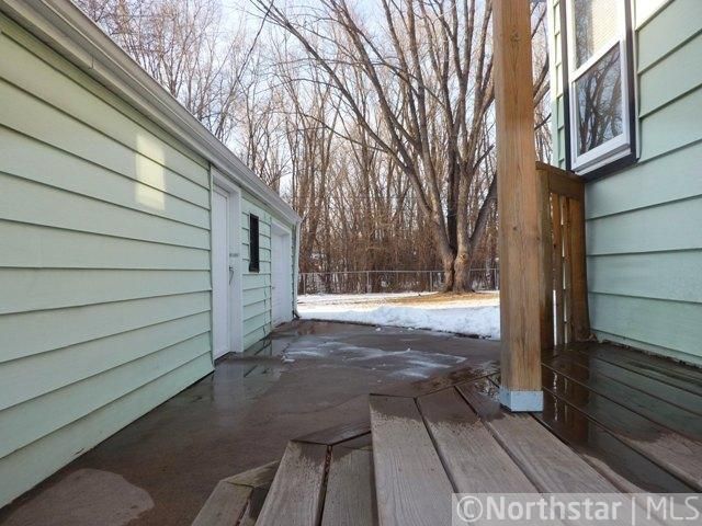 2233 Hillview Rd, Mounds View, MN 55112