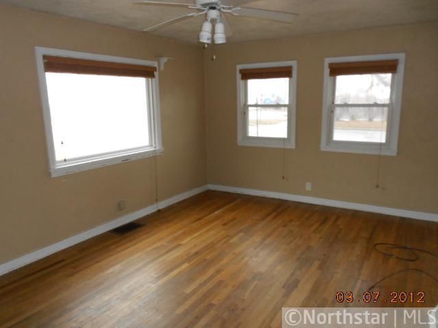 101 5th St, Farmington, MN 55024