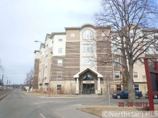 4824 E 53rd St #421, Minneapolis, MN 55417