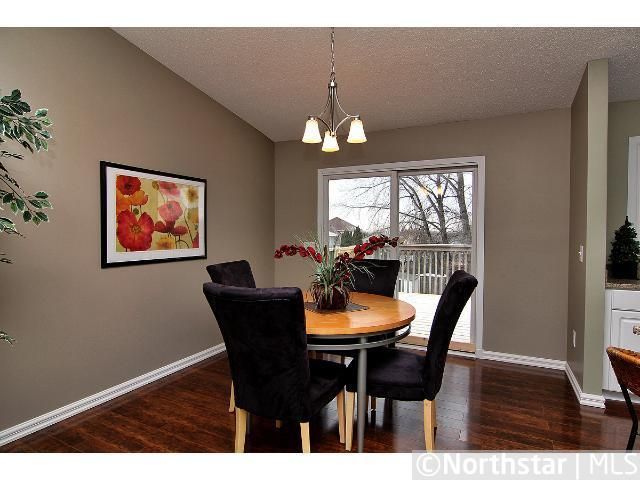 2568 Cochrane Dr, Woodbury, MN 55125