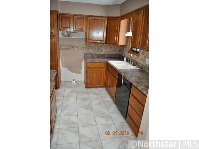 4433 Lynx Ct, Eagan, MN 55123