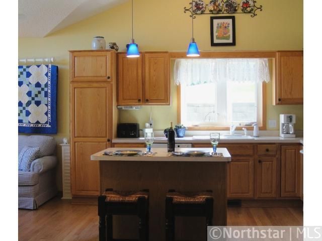 6505 Chadwick Dr, Savage, MN 55378