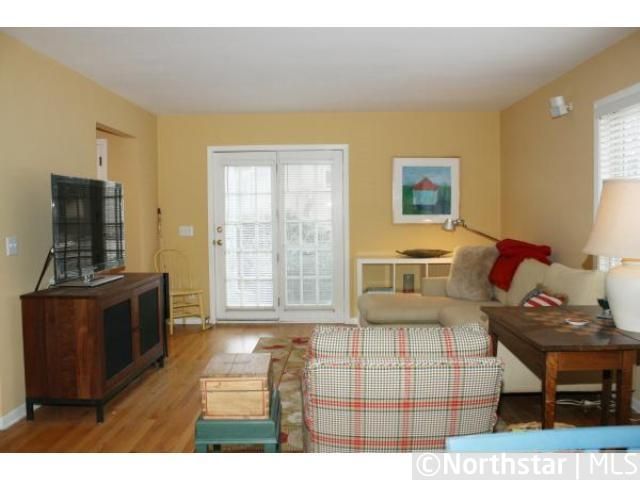 5248 W 106th St, Bloomington, MN 55437