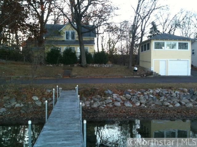 3315 Crystal Bay Rd, Wayzata, MN 55391