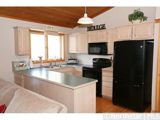 919 15th Ave SE, Forest Lake, MN 55025