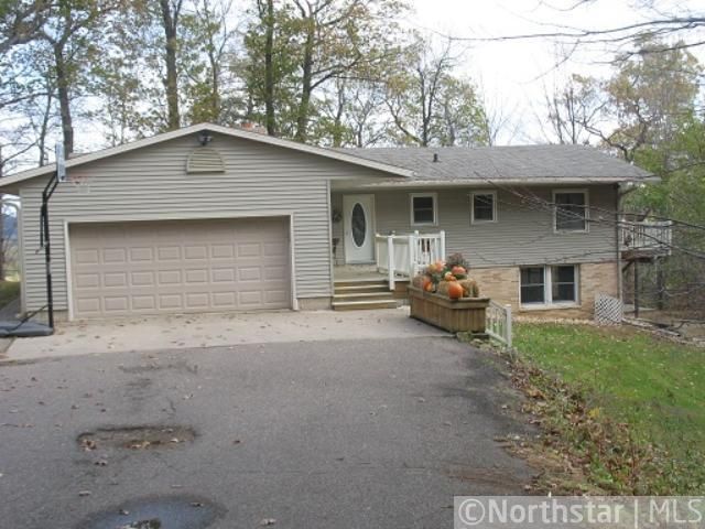 602 Oakwood Dr, Durand, WI 54736