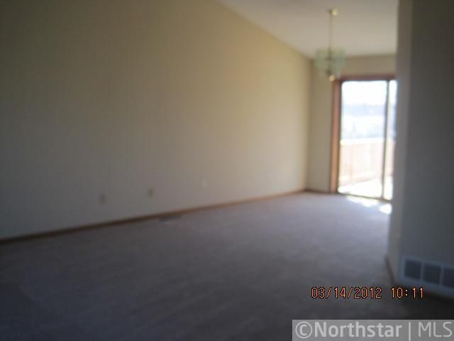 3321 W Park Dr, Burnsville, MN 55306
