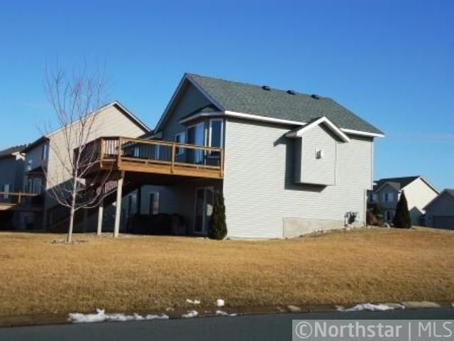 2705 Lahoma Ct, Shakopee, MN 55379