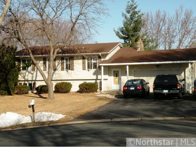 10774 108th Ave N, Maple Grove, MN 55369