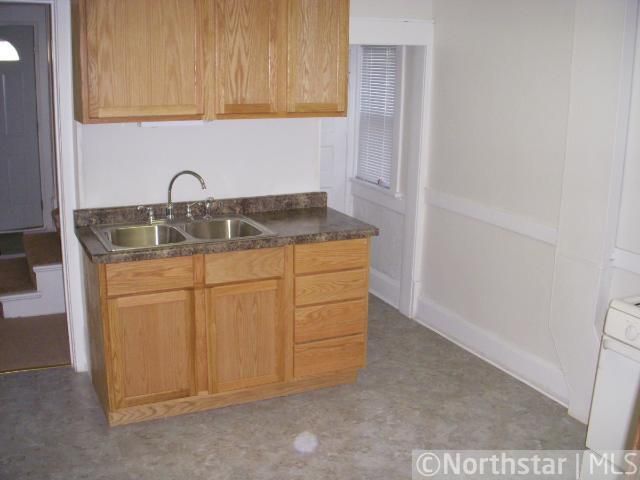 1454 Payne Ave, Saint Paul, MN 55130