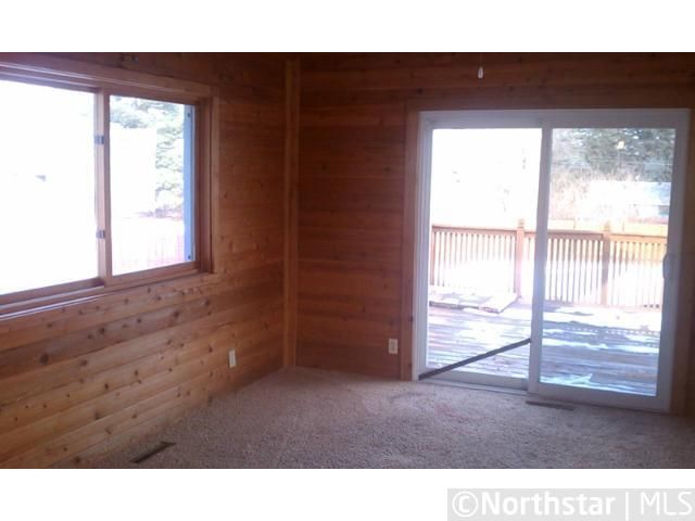 1894 Beaumont St, Maplewood, MN 55117