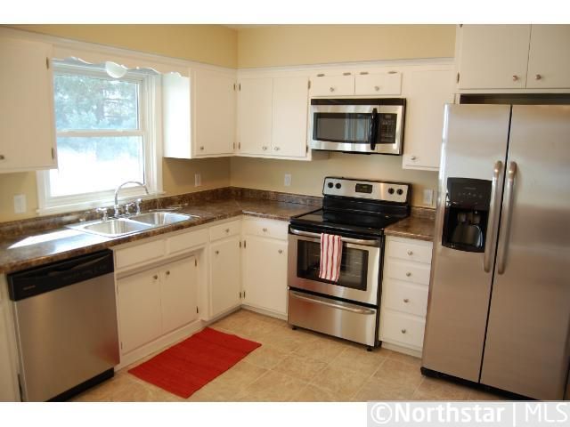 1324 Fremont Ave, Saint Paul, MN 55106