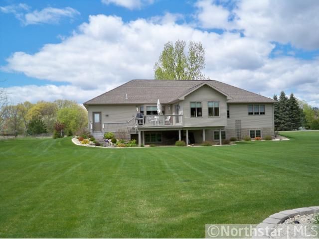 13310 Thomas Dr, Little Falls, MN 56345