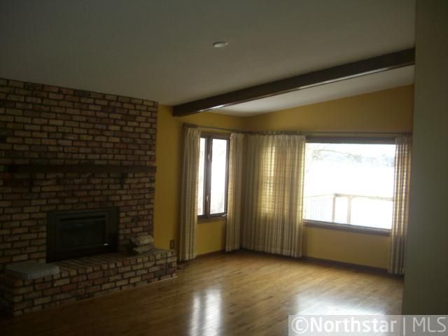5174 Lexington Ave N, Shoreview, MN 55126