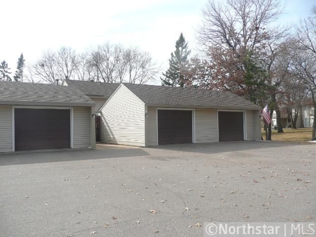 12140 Drake St NW, Coon Rapids, MN 55448