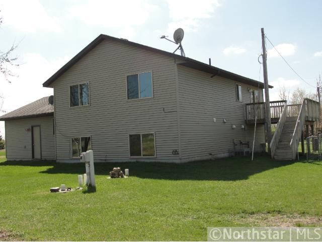 2936 Beetle Rd, Princeton, MN 55371