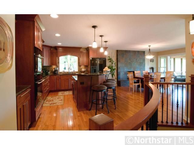 2600 Kyle Ave N, Golden Valley, MN 55422