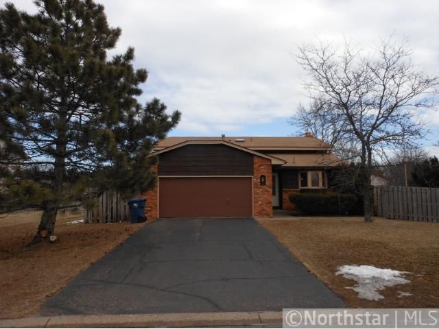 7740 Colfax Ave N, Brooklyn Park, MN 55444
