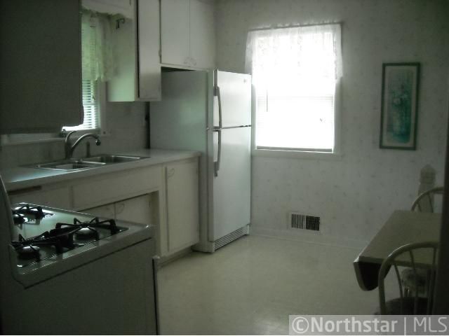 12316 Thrush St NW, Coon Rapids, MN 55448