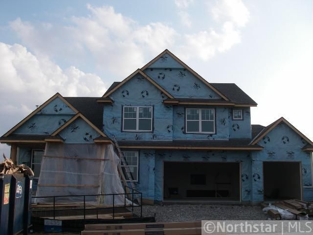 6255 Peony Ln N, Maple Grove, MN 55311