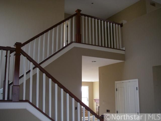 6255 Peony Ln N, Maple Grove, MN 55311