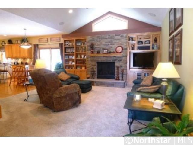 5203 Marquess Trl N, Lake Elmo, MN 55042
