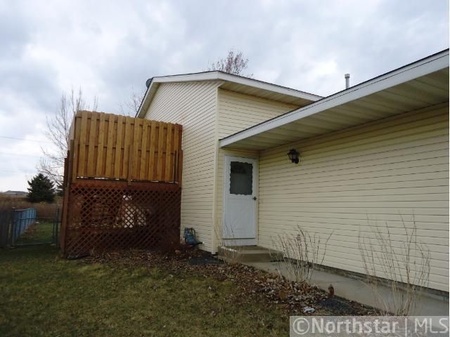 214 Appleblossom Ln W, Shakopee, MN 55379