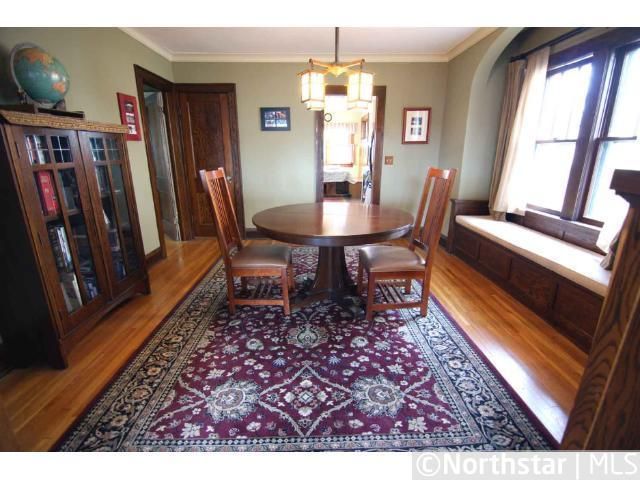 1973 Stanford Ave, Saint Paul, MN 55105