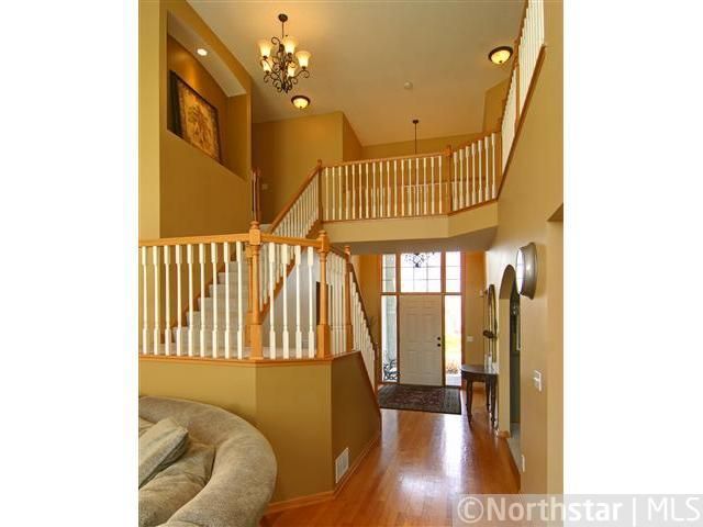 6188 Oxford Rd, Shakopee, MN 55379