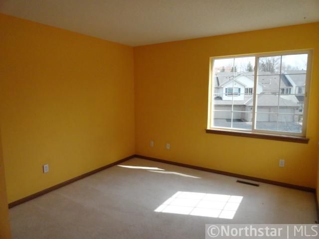 11730 Ryan Cir, Burnsville, MN 55337