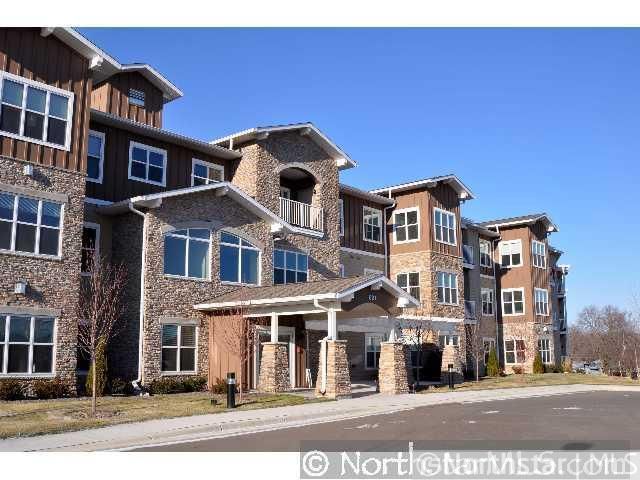 601 Levander Way #306, South Saint Paul, MN 55075