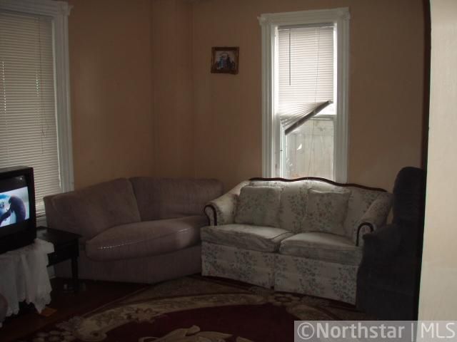 3015 Pleasant Ave S, Minneapolis, MN 55408