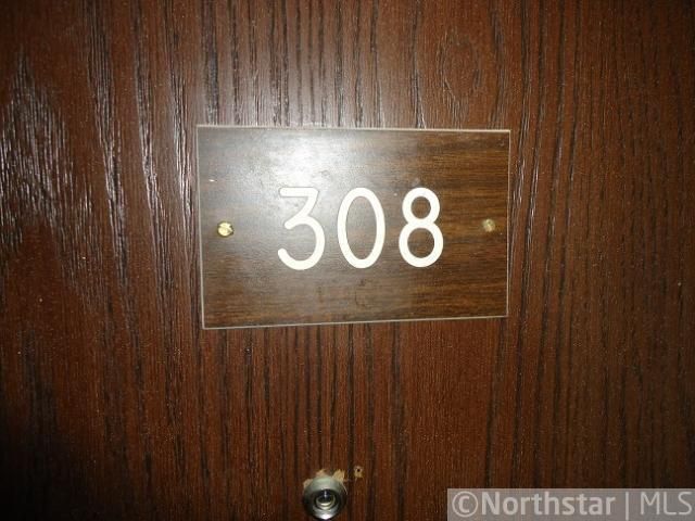 1801 113th Ave NW #W308, Coon Rapids, MN 55433