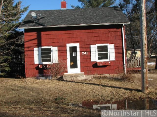 241 6th St, Marine On Saint Croix, MN 55047