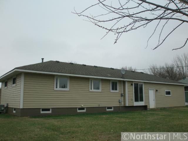 1508 122nd Ave NE, Blaine, MN 55449