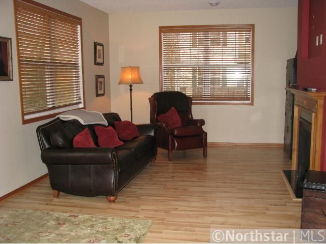 1949 Sierra Dr, Hastings, MN 55033