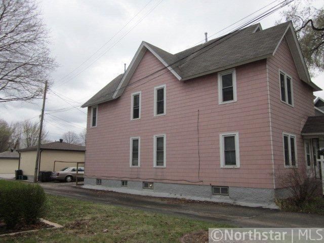 809 5th St NE, Minneapolis, MN 55413