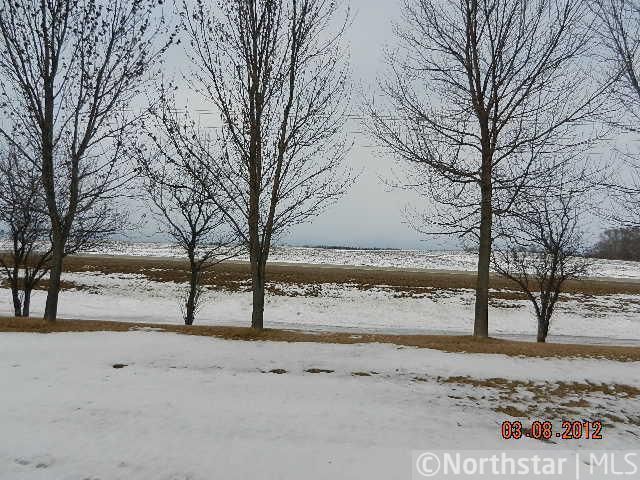1037 Prairie View Dr SW, Hutchinson, MN 55350